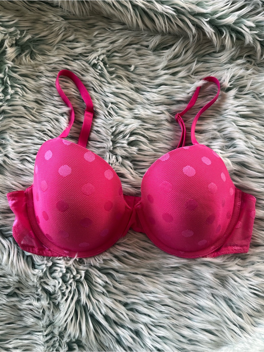 Victoria’s Secret PINK, Hot Pink Polka Dot  T-Shirt Bra. Size 36 C